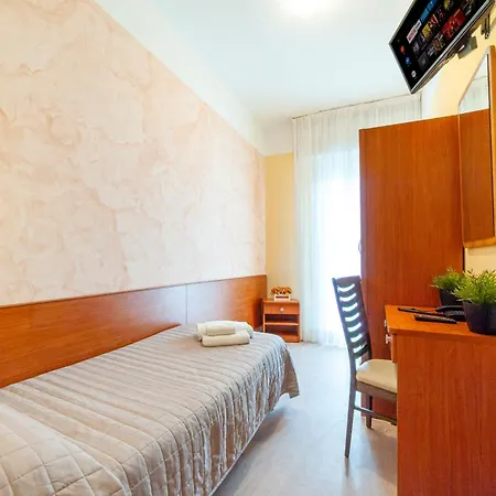 Hotel Nuovo Belvedere Rimini Exterior photo